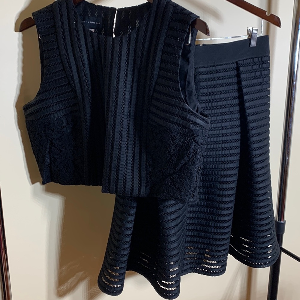 DONNA MORGAN lined black lace crop top and skirt suit STUNNING sz12 EUC